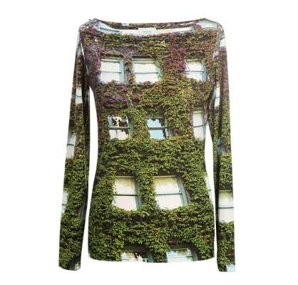 Shirt mit begrünter Haussfassade