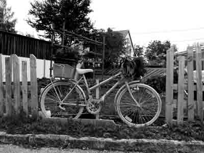 Foto: Fahrrad in schwarz/ weiss, ©fabrari