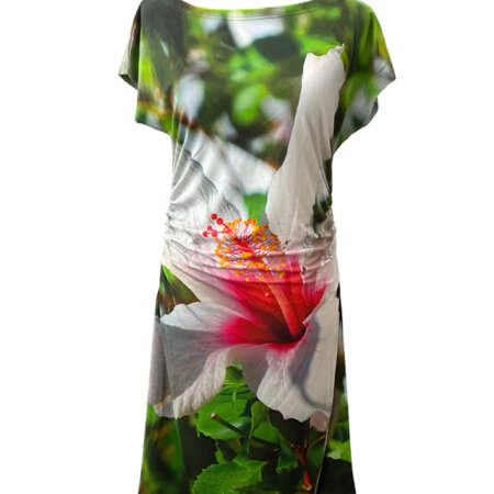 Kleid mit Motiv weisser Hibiskus