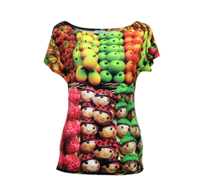 Frontansicht Viskose Jersey Kurzarm Shirt mit Fotoprint Motiv bunte Marzipabfiguren